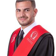 Letrado y oficial de notaría con vocación docente